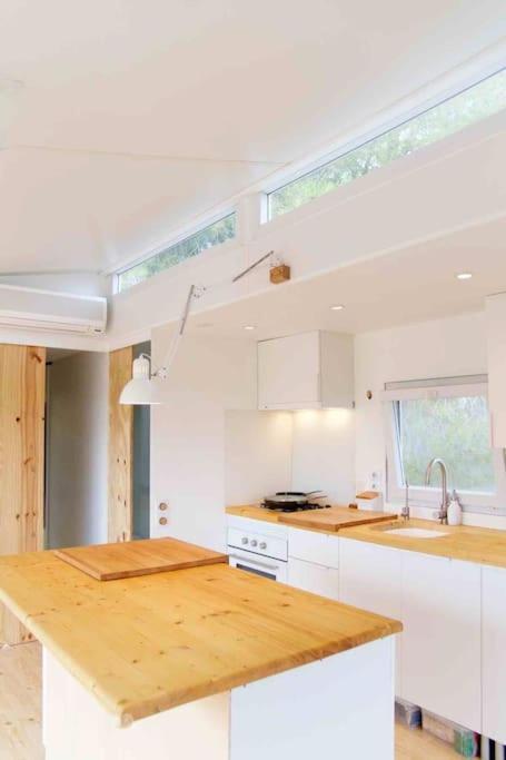 Eco Tiny Home & Office For Digital Nomads Vallmoll Eksteriør billede
