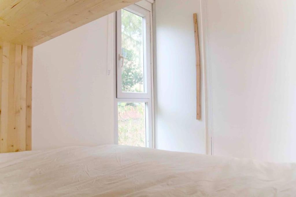 Eco Tiny Home & Office For Digital Nomads Vallmoll Eksteriør billede