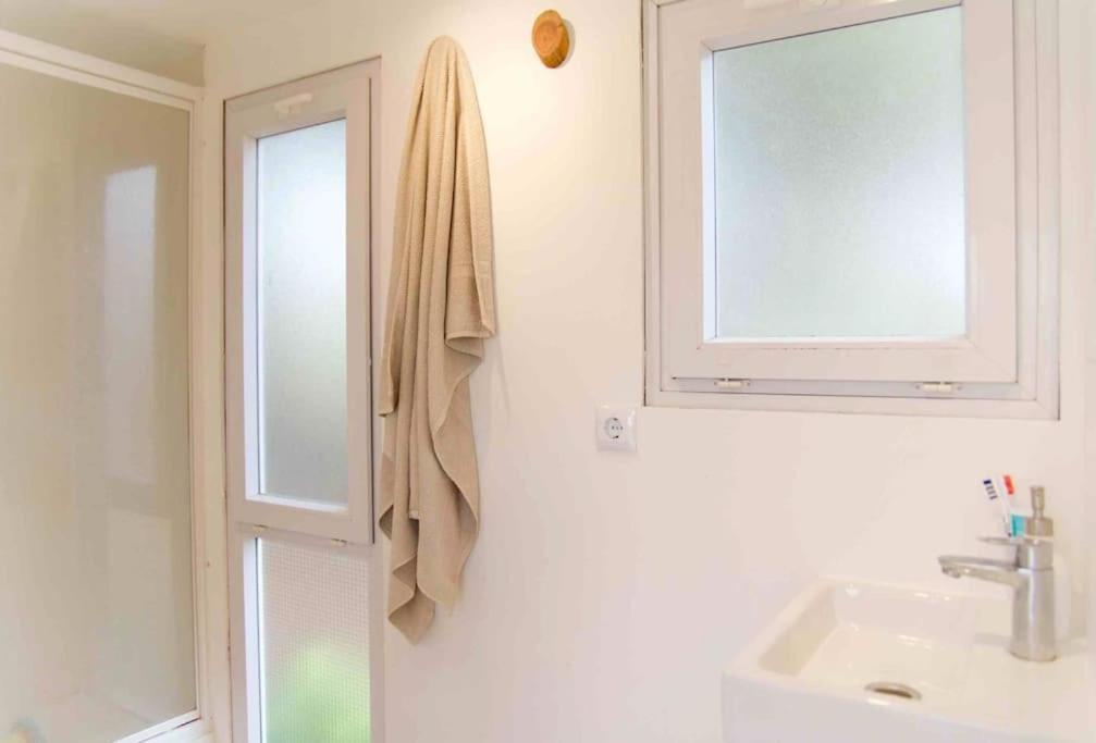 Eco Tiny Home & Office For Digital Nomads Vallmoll Eksteriør billede