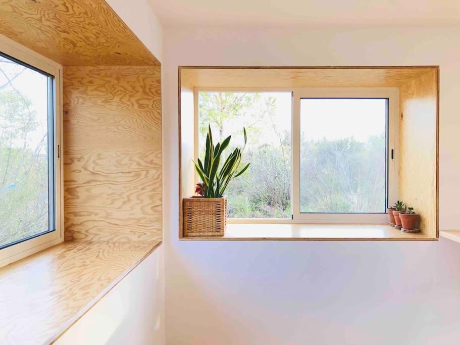 Eco Tiny Home & Office For Digital Nomads Vallmoll Eksteriør billede