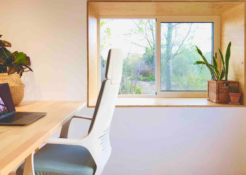 Eco Tiny Home & Office For Digital Nomads Vallmoll Eksteriør billede